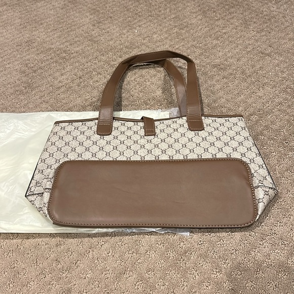 NWT Brown and Gray Patterned Tote Bag W/Gold Tone Hardware & Turn Lock 15 X 10 - Picture 14 of 14